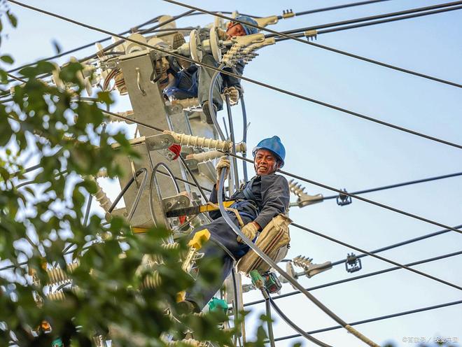 配网故障行波精准定位装置的技术依据江苏宇拓电力